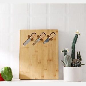 Fruit Board with Three Knives
